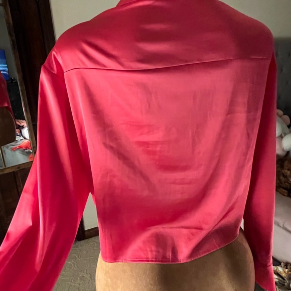 Pink top - Picture 3 of 4